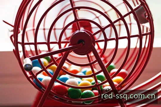 双色球开奖光谱分析仪器与走势校验图